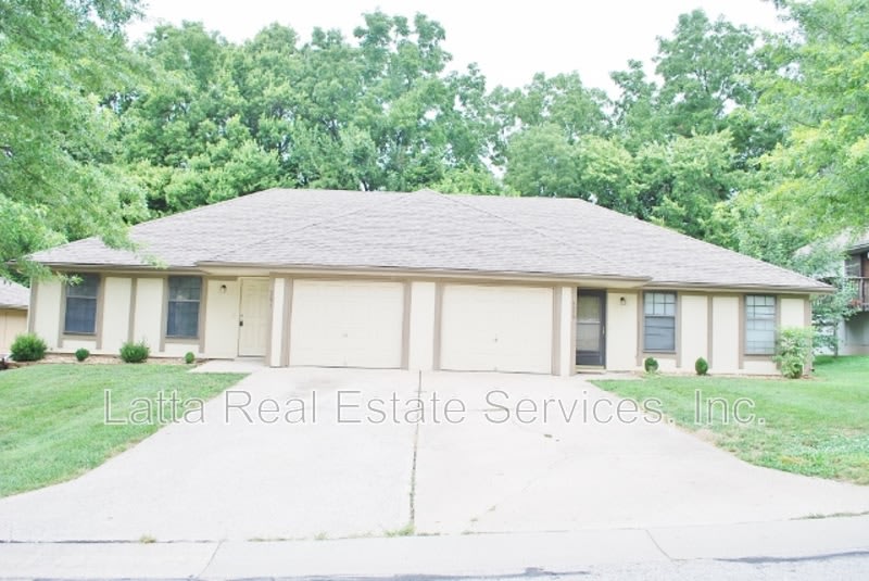 3249 NW Mill Dr – photo 1 of 11