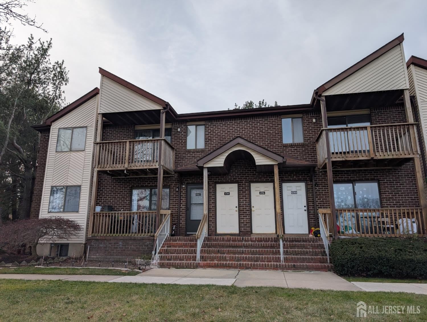 4706 Boice Drive – photo 1 of 15