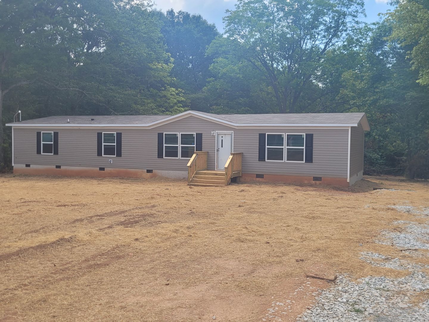 Now Pre Leasing Accepting Applications Hart County Hartwell Ga Four Bedroom And Two Bathroom Manufactured Home Minutes From Down Town Hartwell And Very Convenient To Anderson Sc – photo 1 of 15