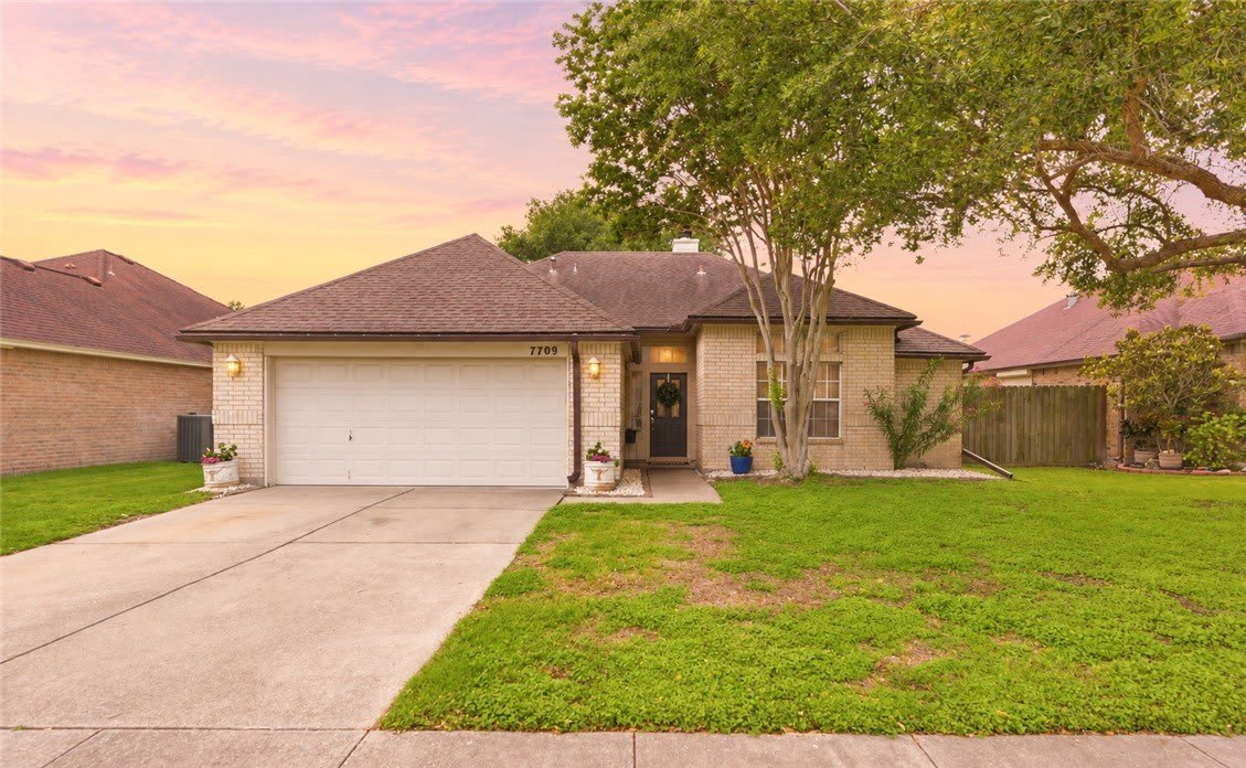 7709 Jim Wells Drive – photo 1