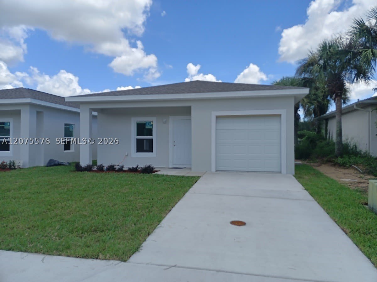 1481 Las Villas Blvd – photo 1 of 37