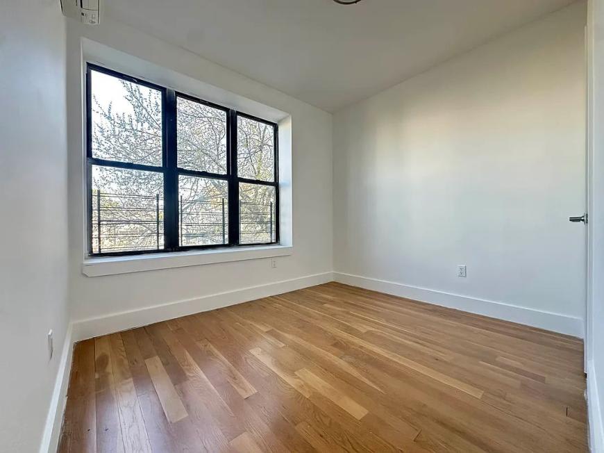 1547 Commonwealth Avenue – photo 1