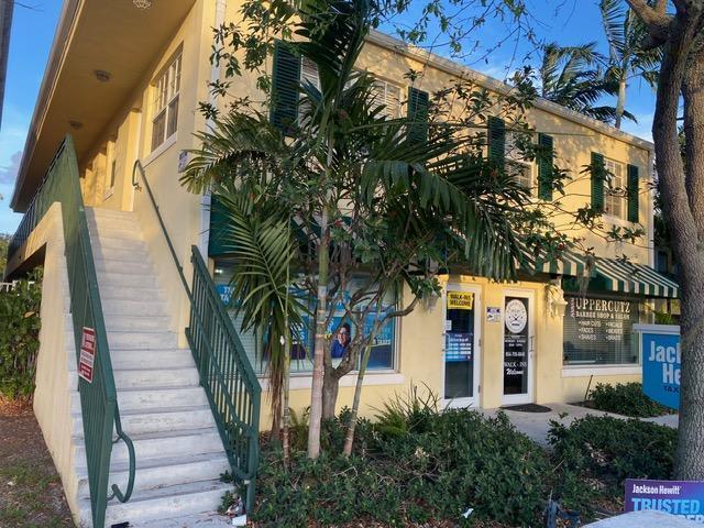 135 Northwest 5th Avenue – photo 1