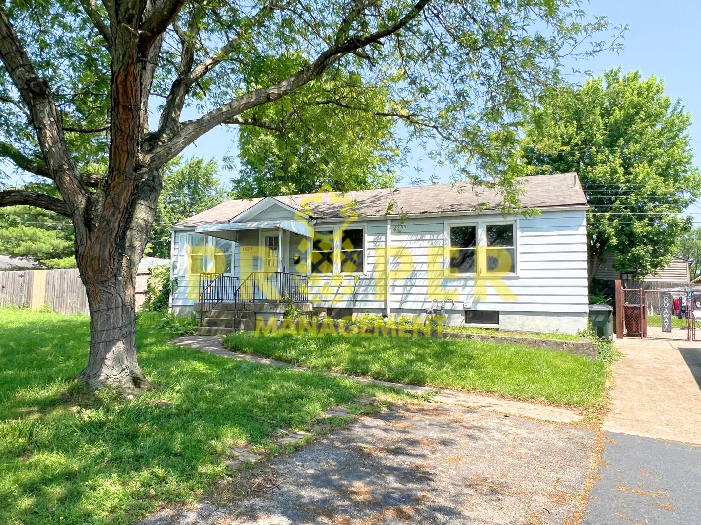 Gorgeous Kettering Home Close to Everything! – photo 1