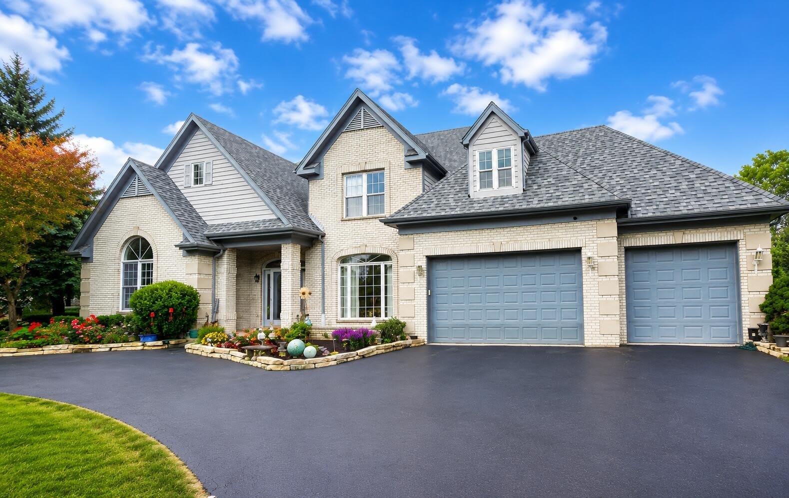 1301 Ballybunion Court – photo 1 of 51