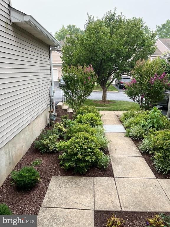 121 Lewisville Court – photo 1