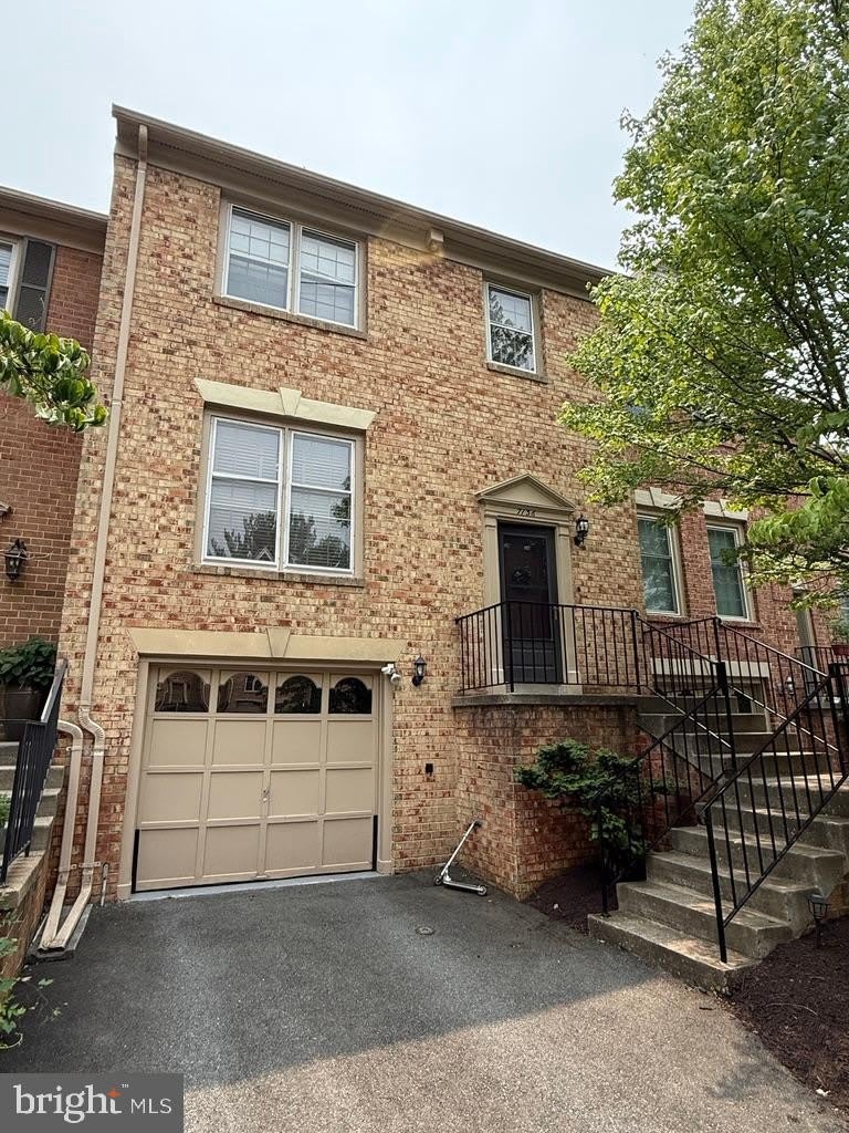 7136 SWANSONG Way – photo 1