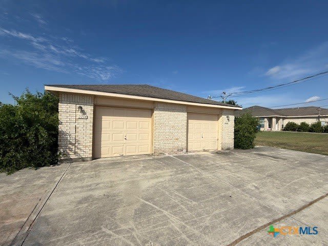 2754 Fm-1044 – photo 1 of 23