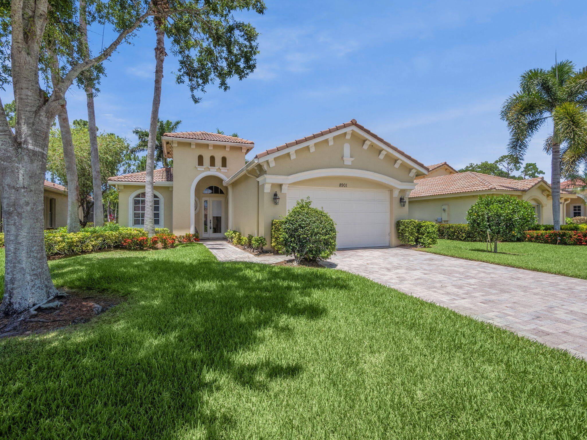 8901 Champions Way – photo 1
