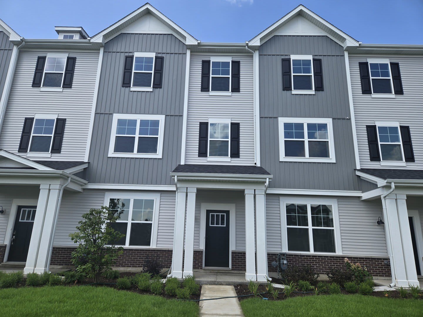 4509 Chelsea Manor Circle – photo 1 of 240