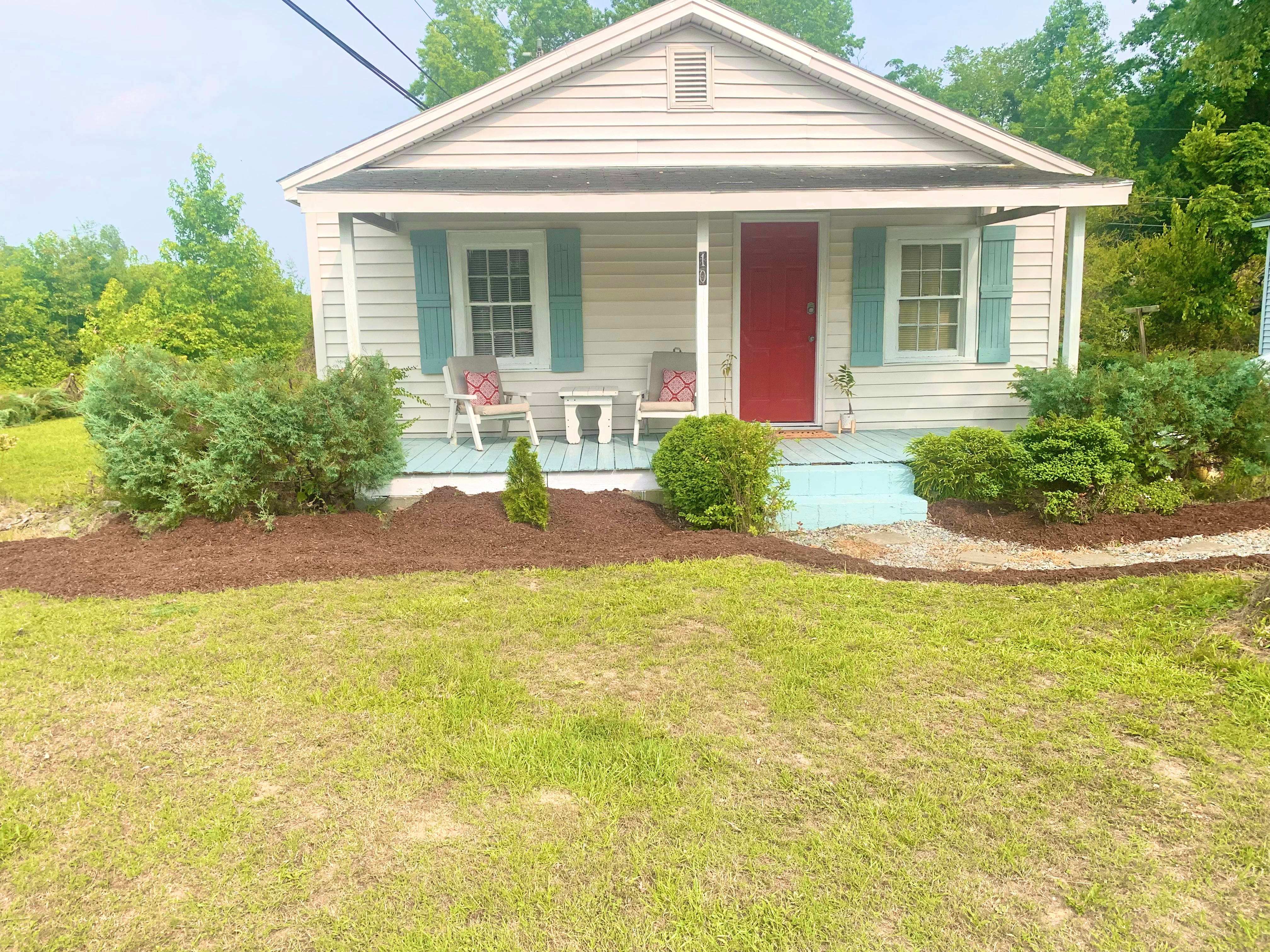 100 Duke St – photo 1 of 21