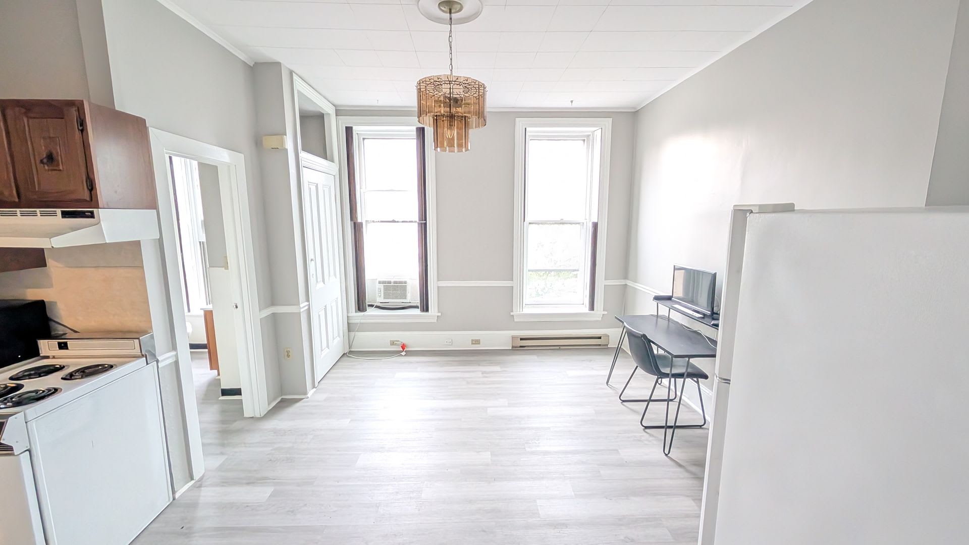 1BR – photo 1 of 20