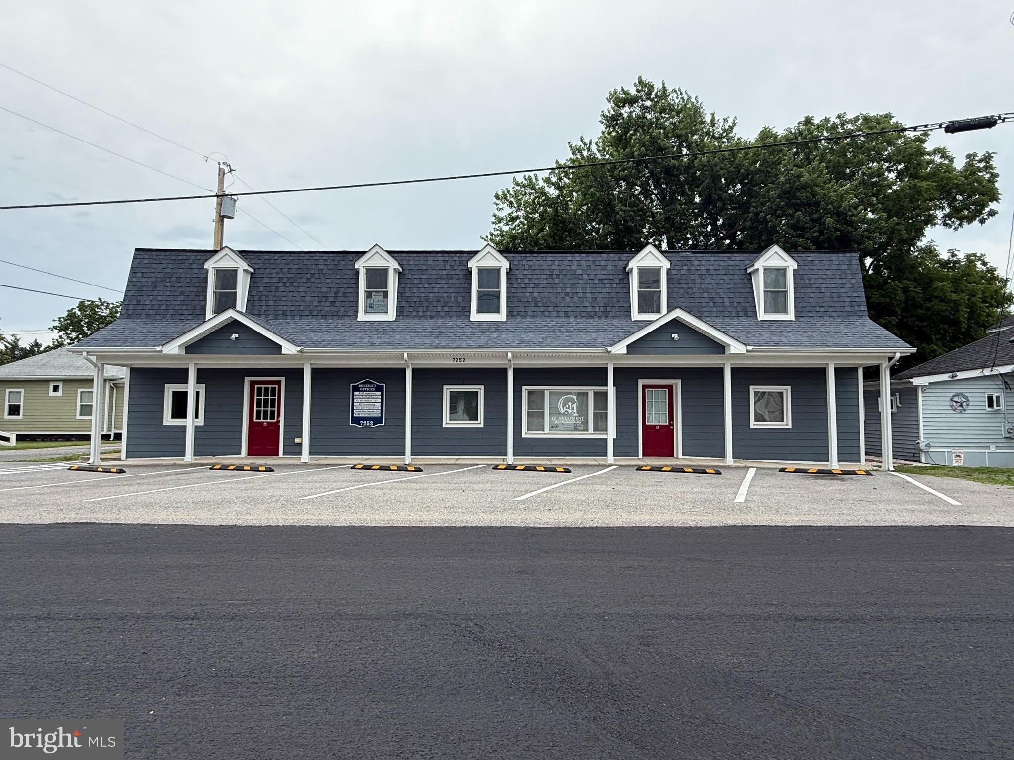 7252 Benedict Avenue – photo 1 of 4