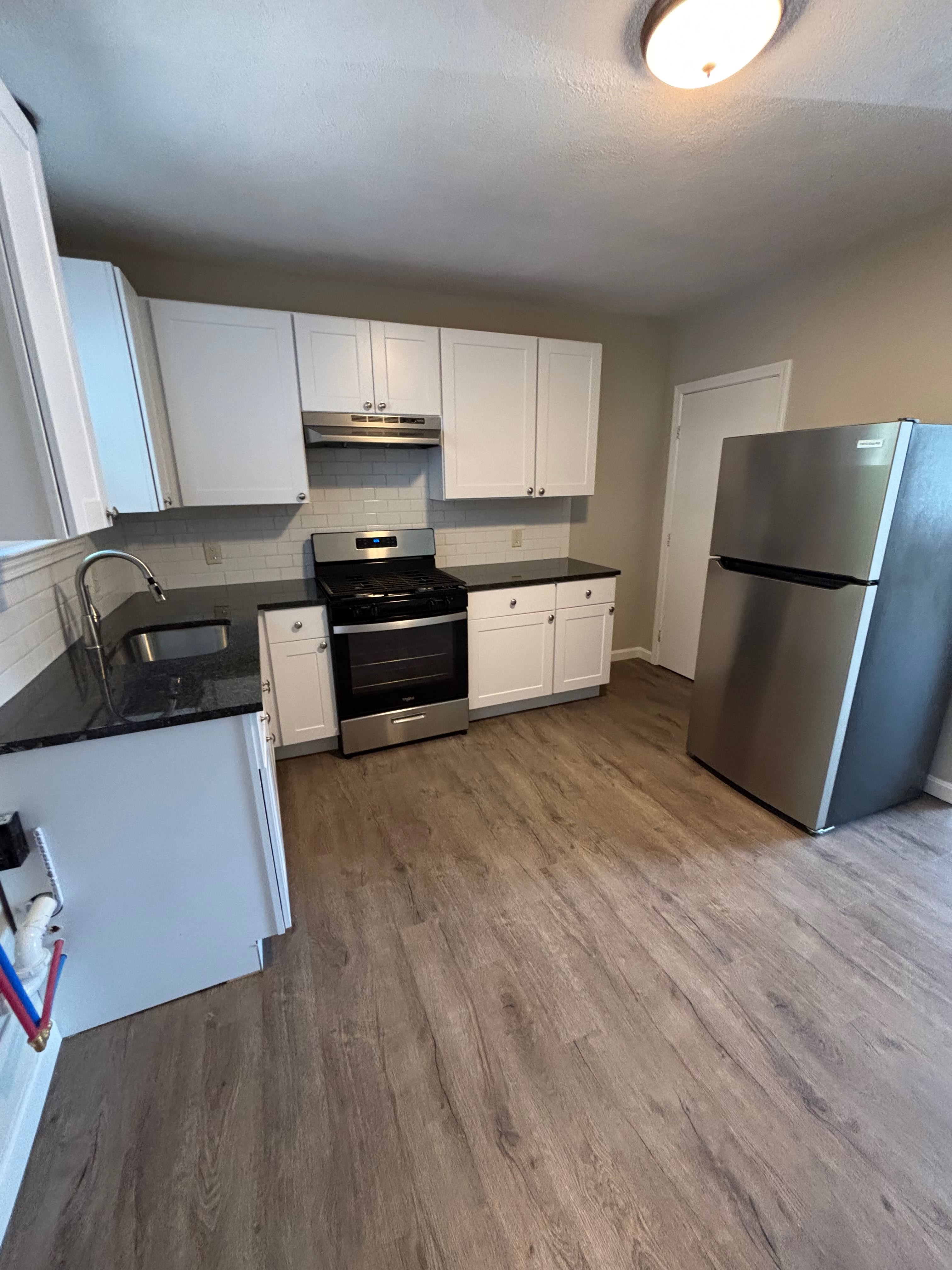 6 Mill St – photo 1 of 17
