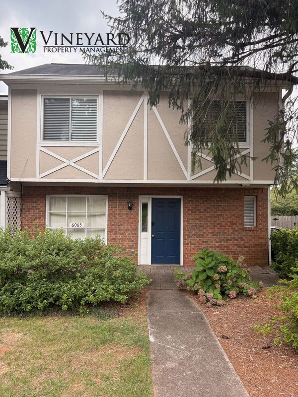 6085 Sand Wedge Circle NW – photo 1