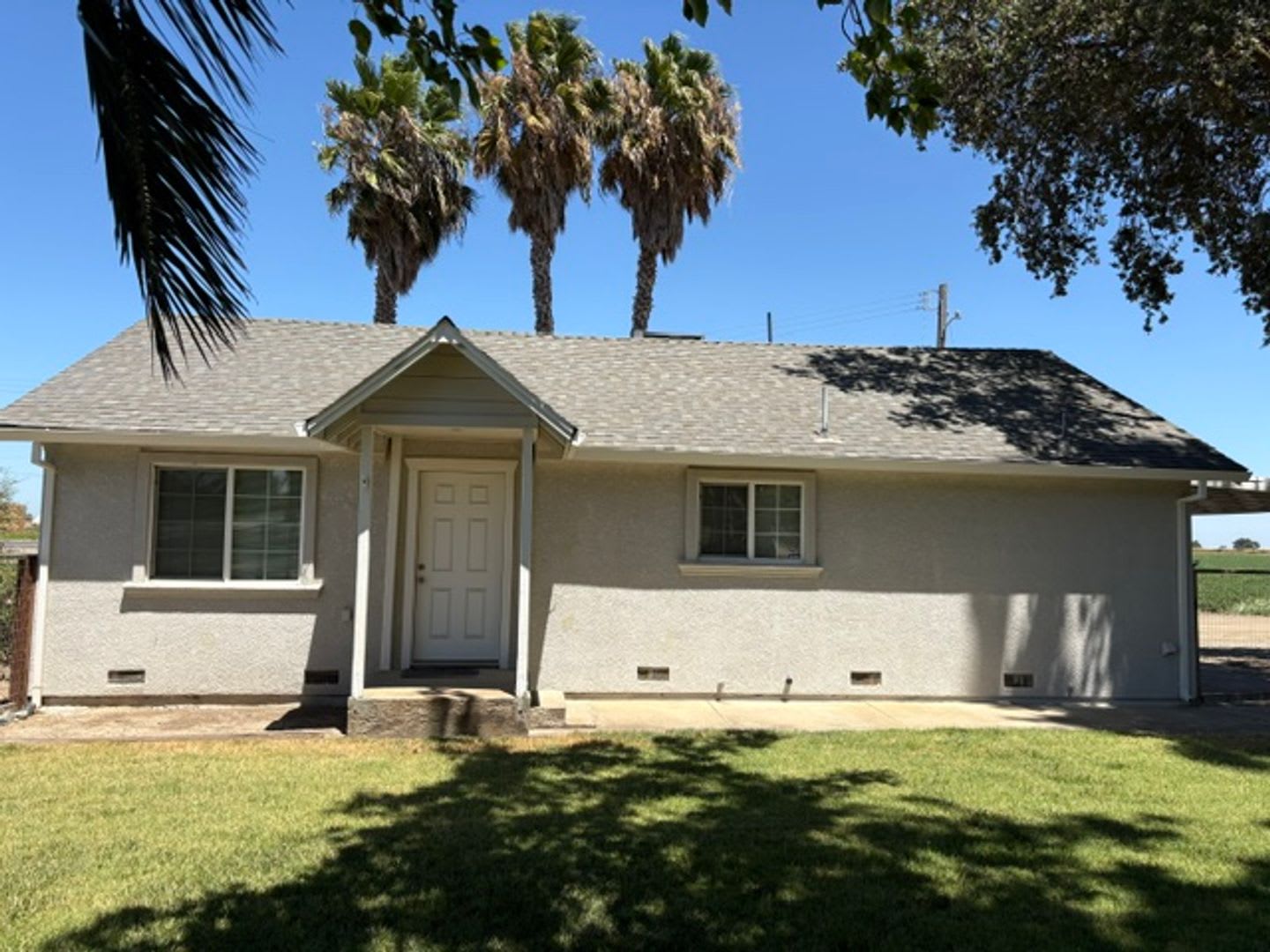 Charming 3 Bed, 1 Bath Country Home – photo 1 of 36