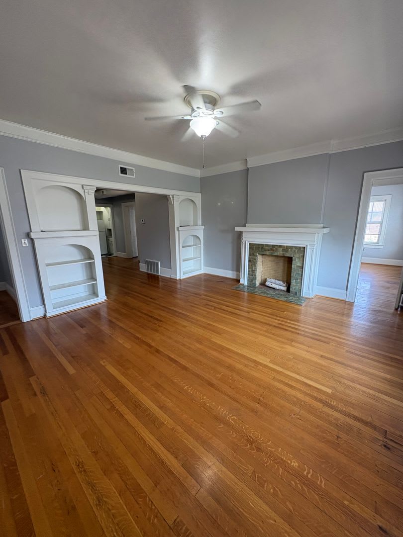 Colbert Apartments 3870 Harney St – photo 1