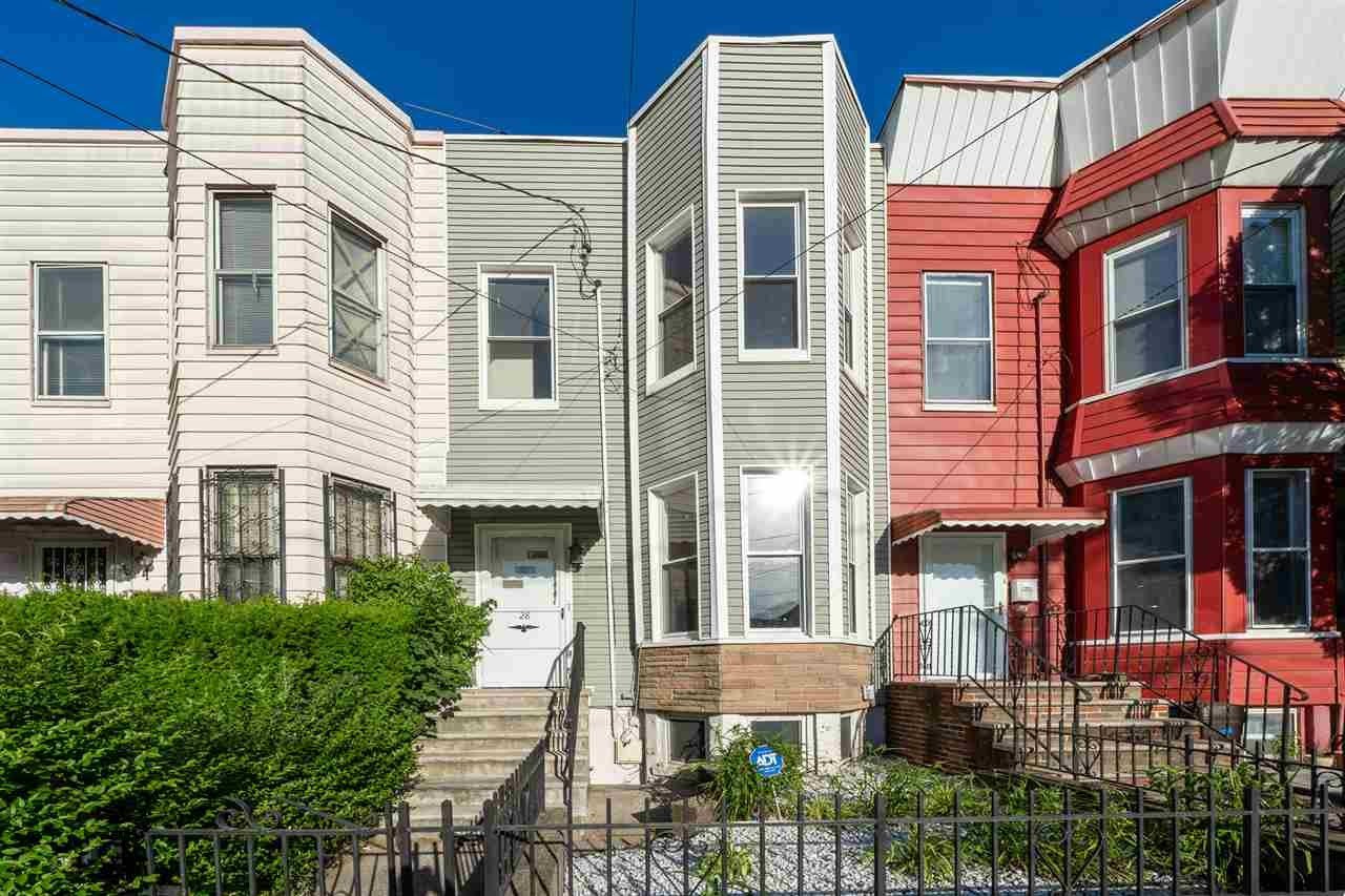 28 Jones St – photo 1