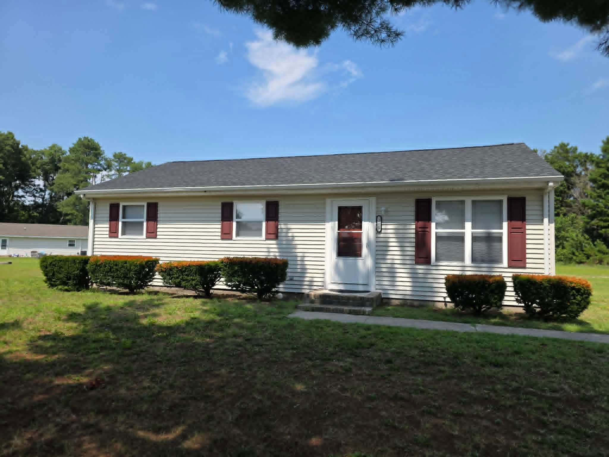 1119 Hillcrest Avenue – photo 1 of 25
