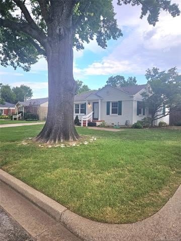 137 E 35th Street – photo 1