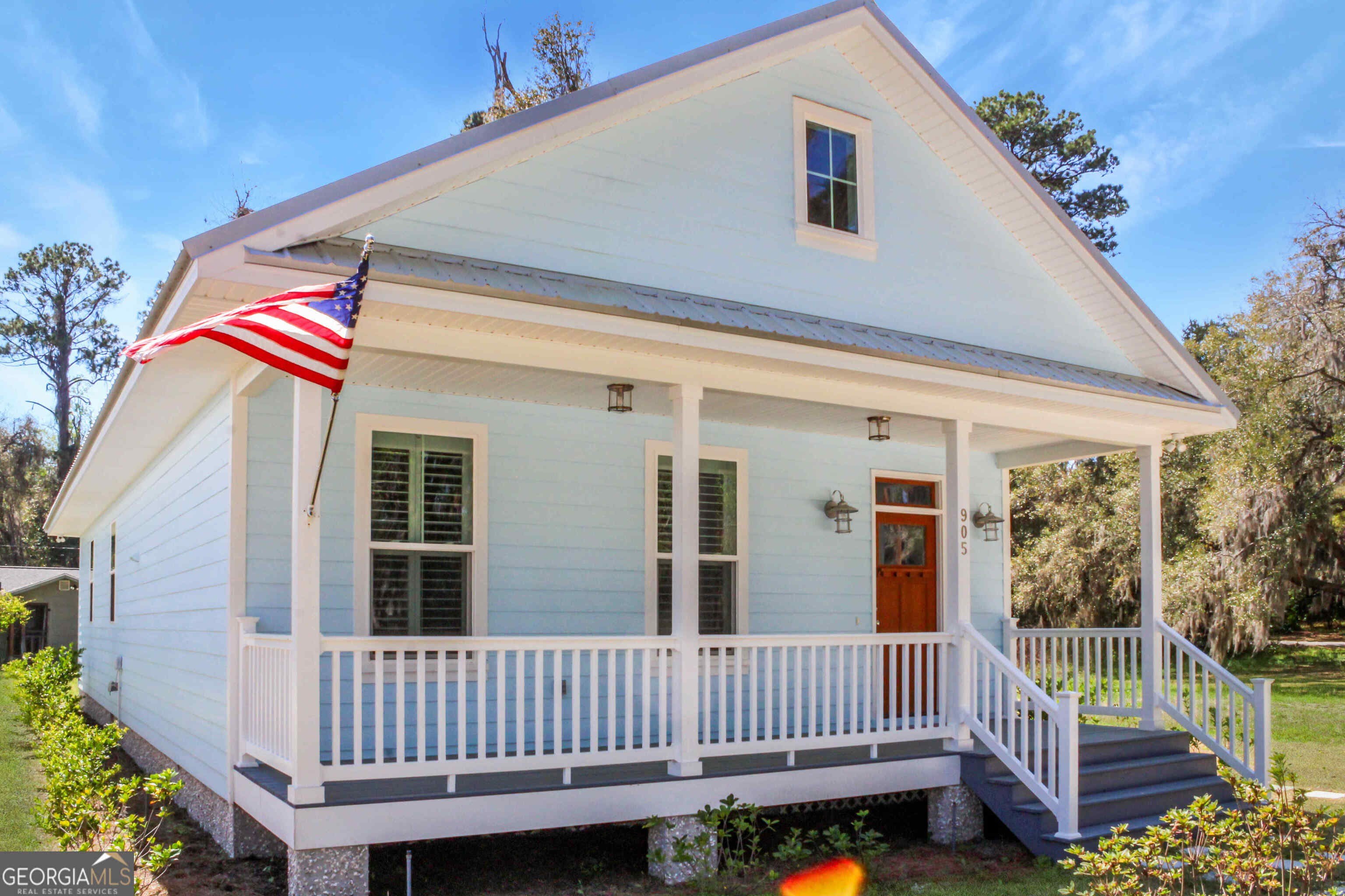 905 Wayne Street – photo 1 of 26