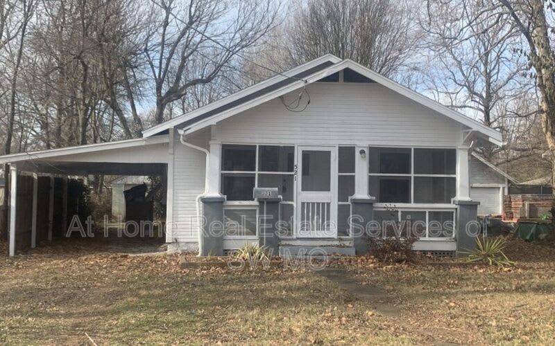 521 S Warren Ave – photo 1