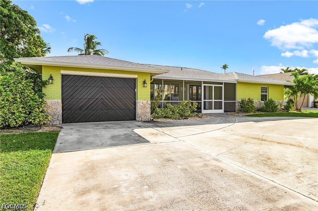 3823 Se 13Th Avenue – photo 1