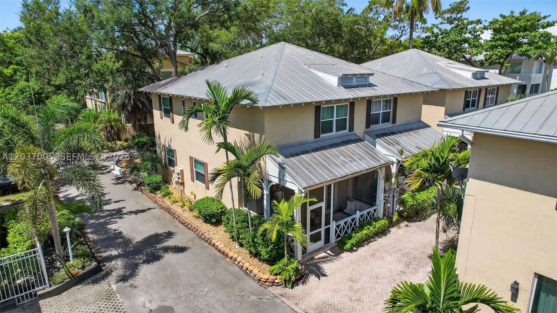 1214 W Las Olas Blvd – photo 1