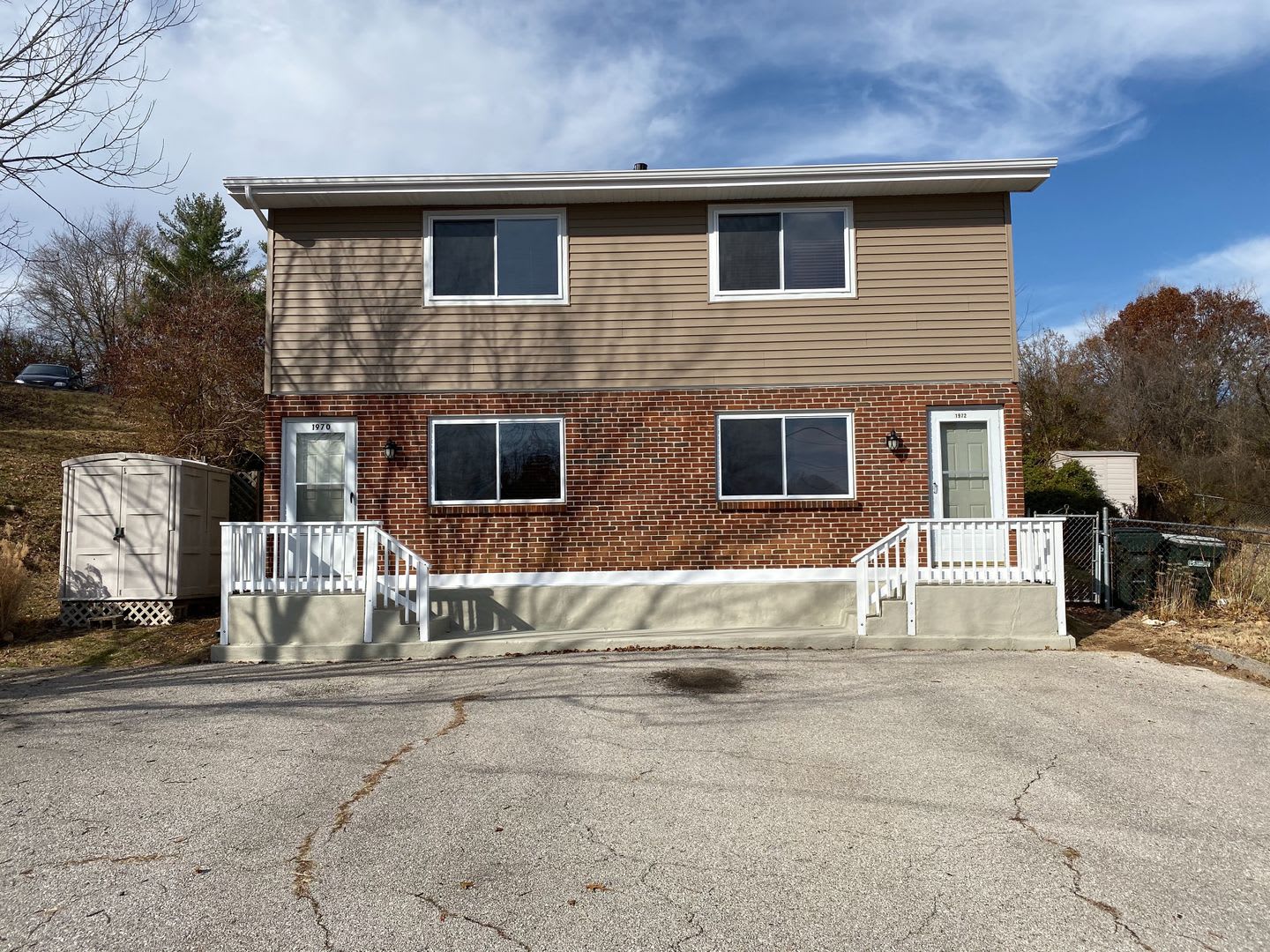 Beautiful Townhouse in Arnold! – photo 1 of 11