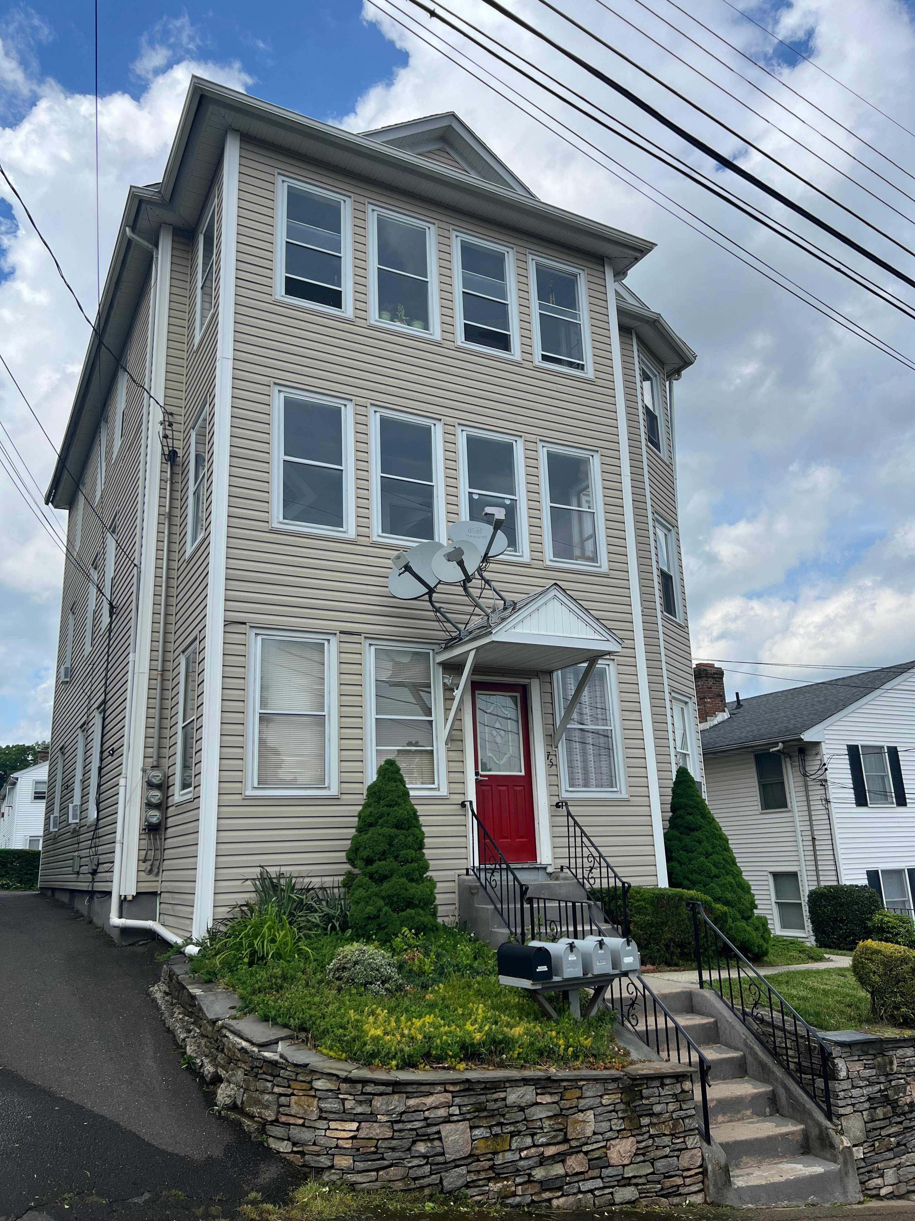 75 Hayes St – photo 1