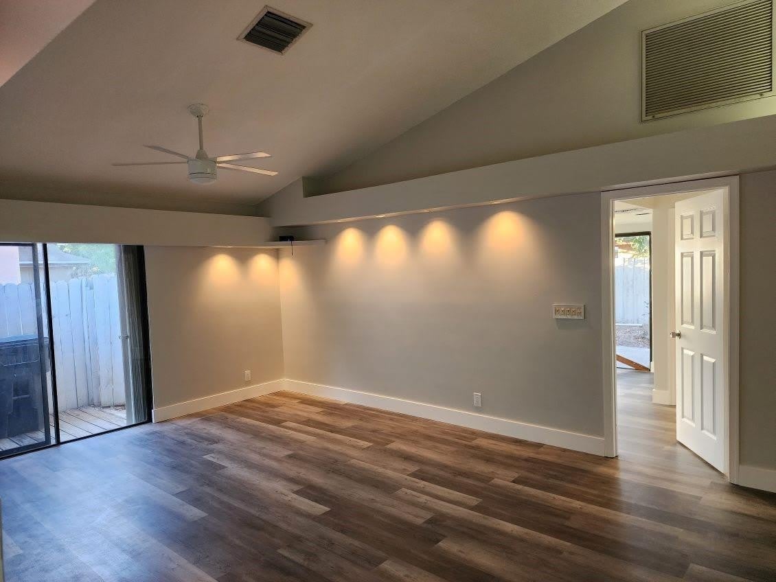 7407 SW 13th Street – photo 1