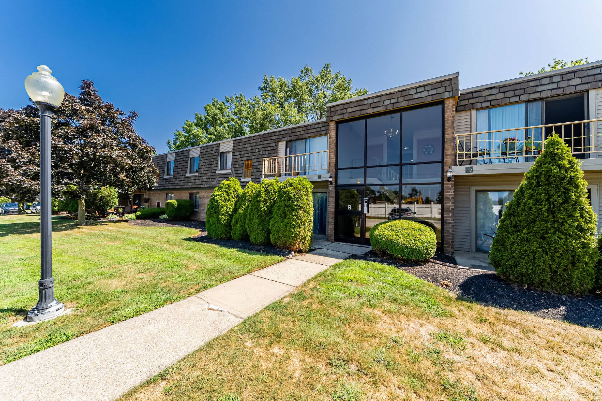 Trenton Place Apartments – photo 1 of 29
