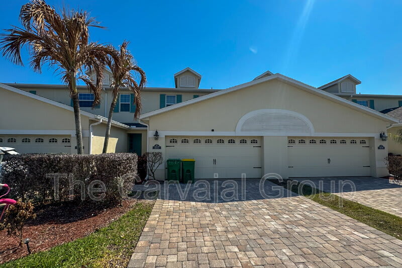 1017 Steven Patrick Avenue – photo 1 of 54