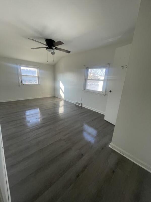 326 Northland Ave – photo 1