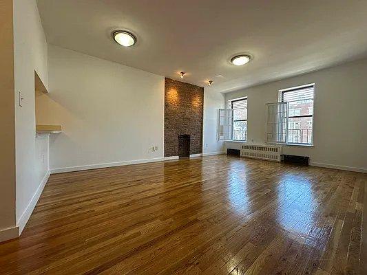 1795 Lexington Avenue – photo 1