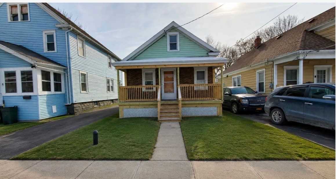124 Manilla Street 1 – photo 1