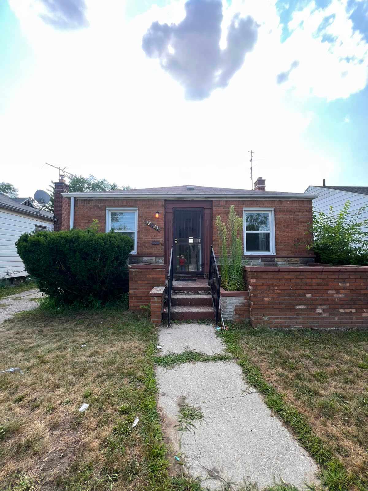 18433 Conley Street – photo 1