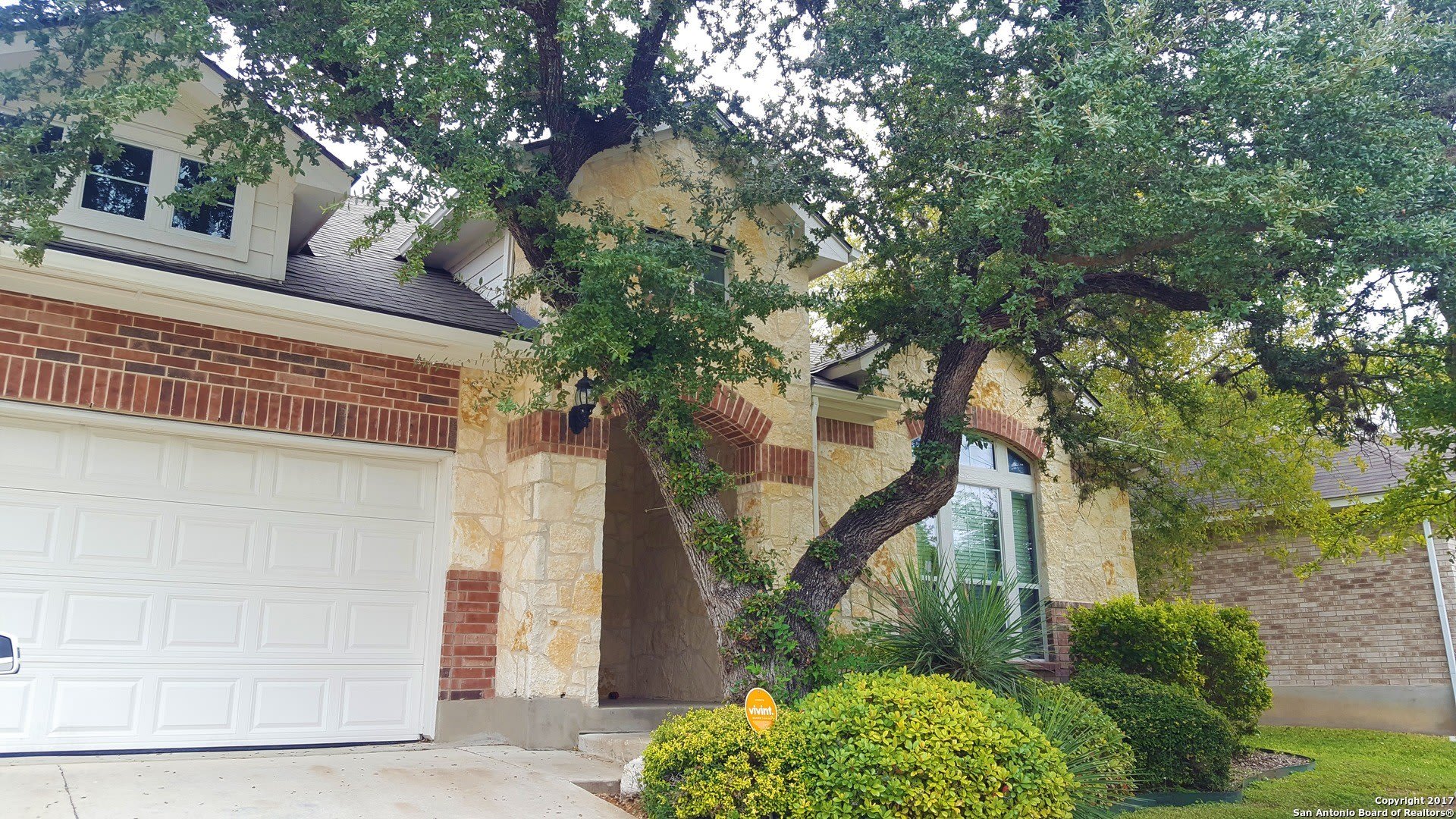 4426 James Bowie – photo 1