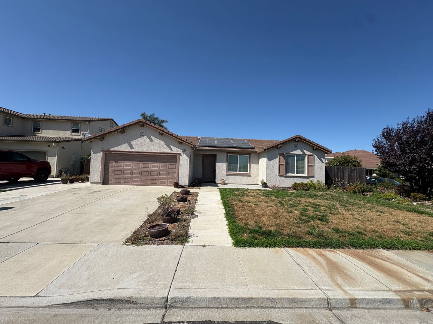 Spacious 4 Bed 2 Bath Home with Solar! – photo 1 of 15