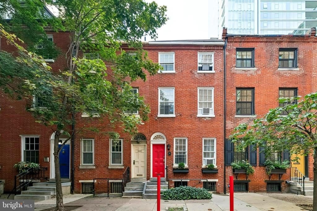 320 S JUNIPER STREET – photo 1