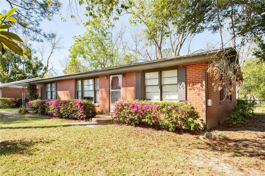 1329 Gorman Road – photo 1 of 27