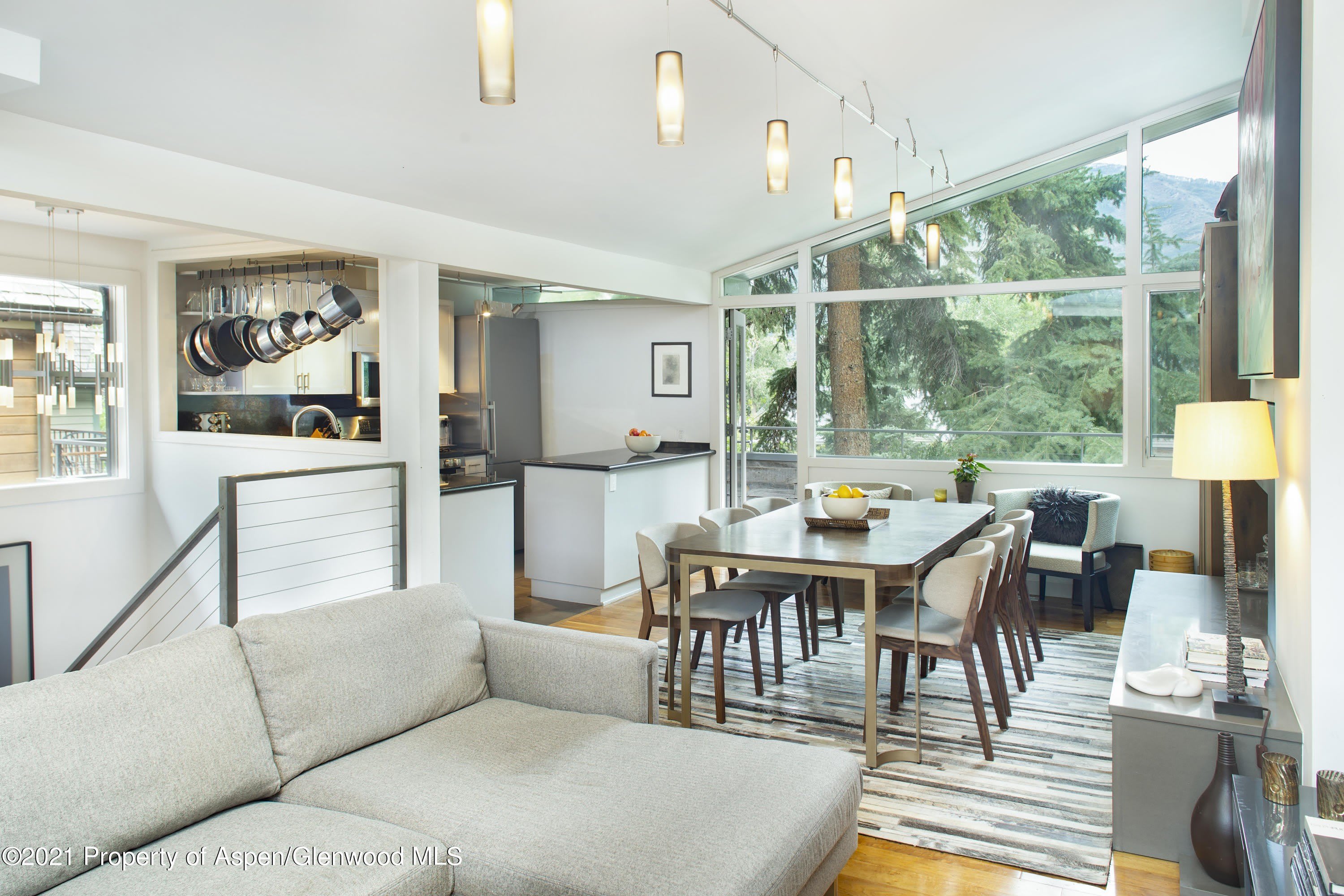1001 E Cooper Avenue – photo 1