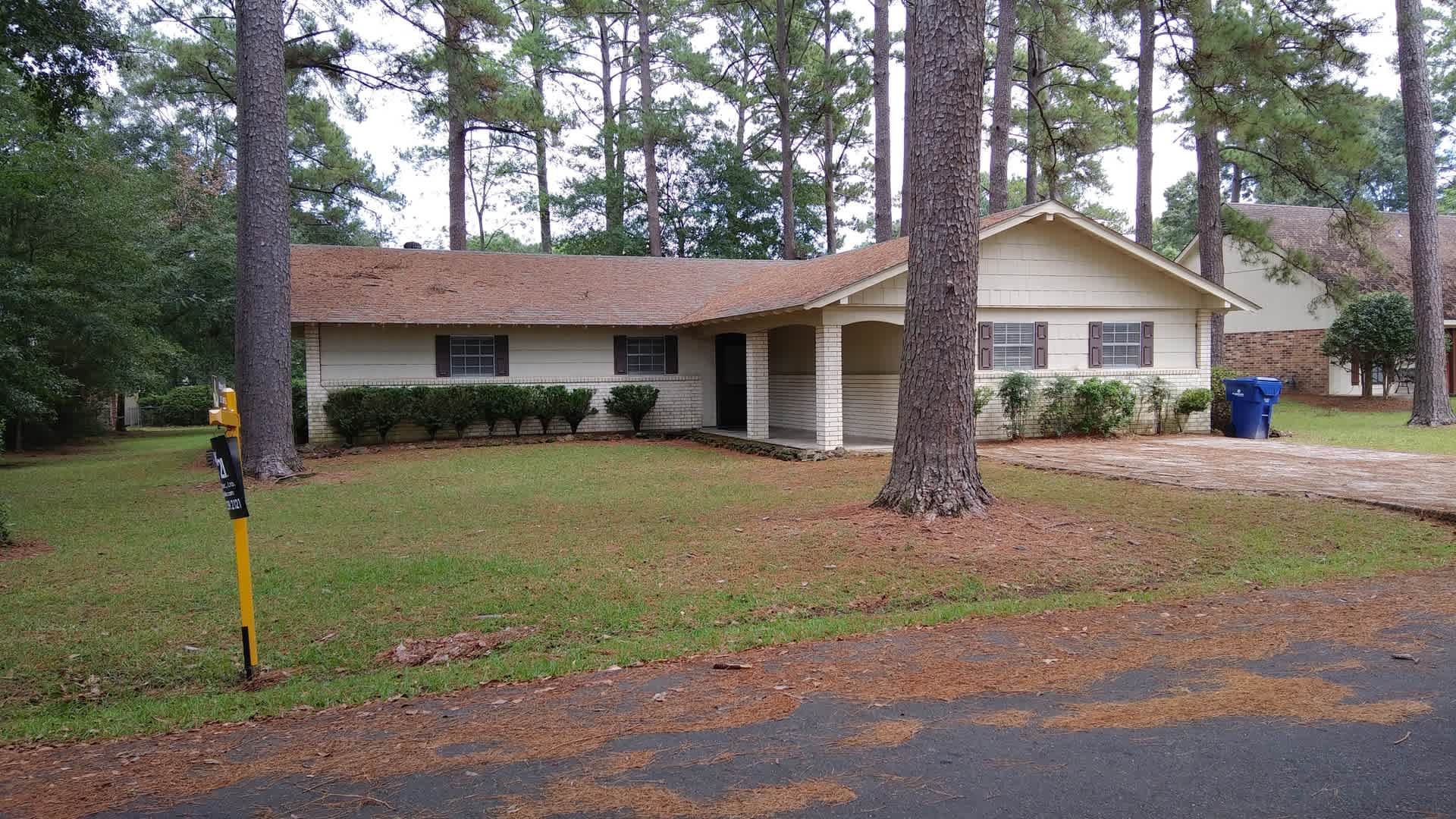905 Chinquapin – photo 1 of 9