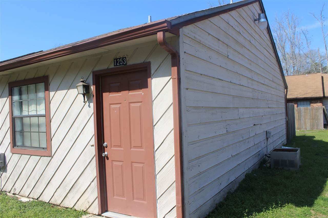 1253 Continental Court – photo 1