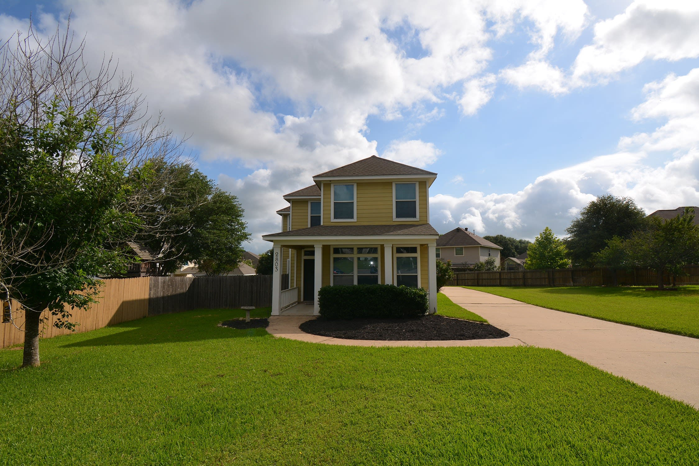 2803 Weeping Willow Circle – photo 1 of 45