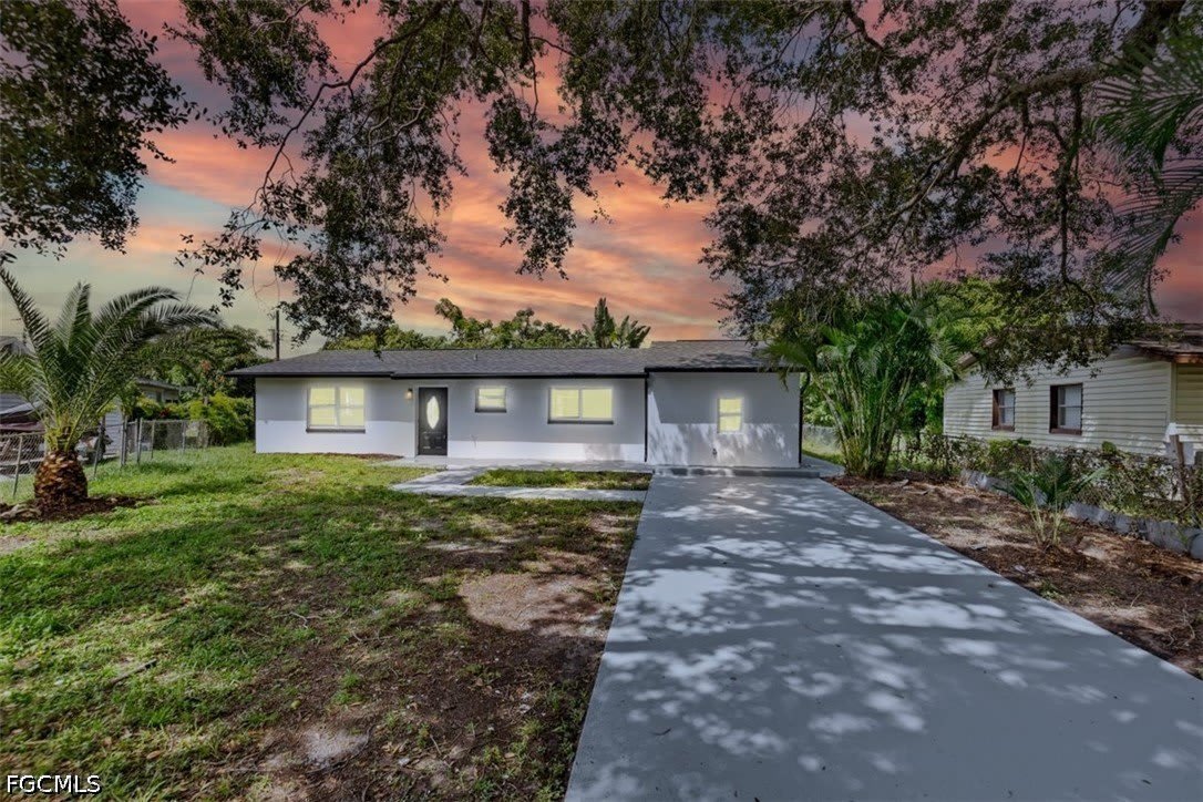 2570 Charleston Park Drive – photo 1 of 6