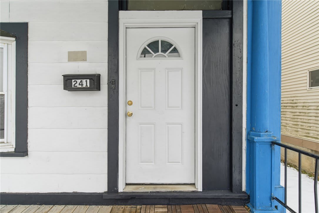 241 Watson Blvd – photo 1