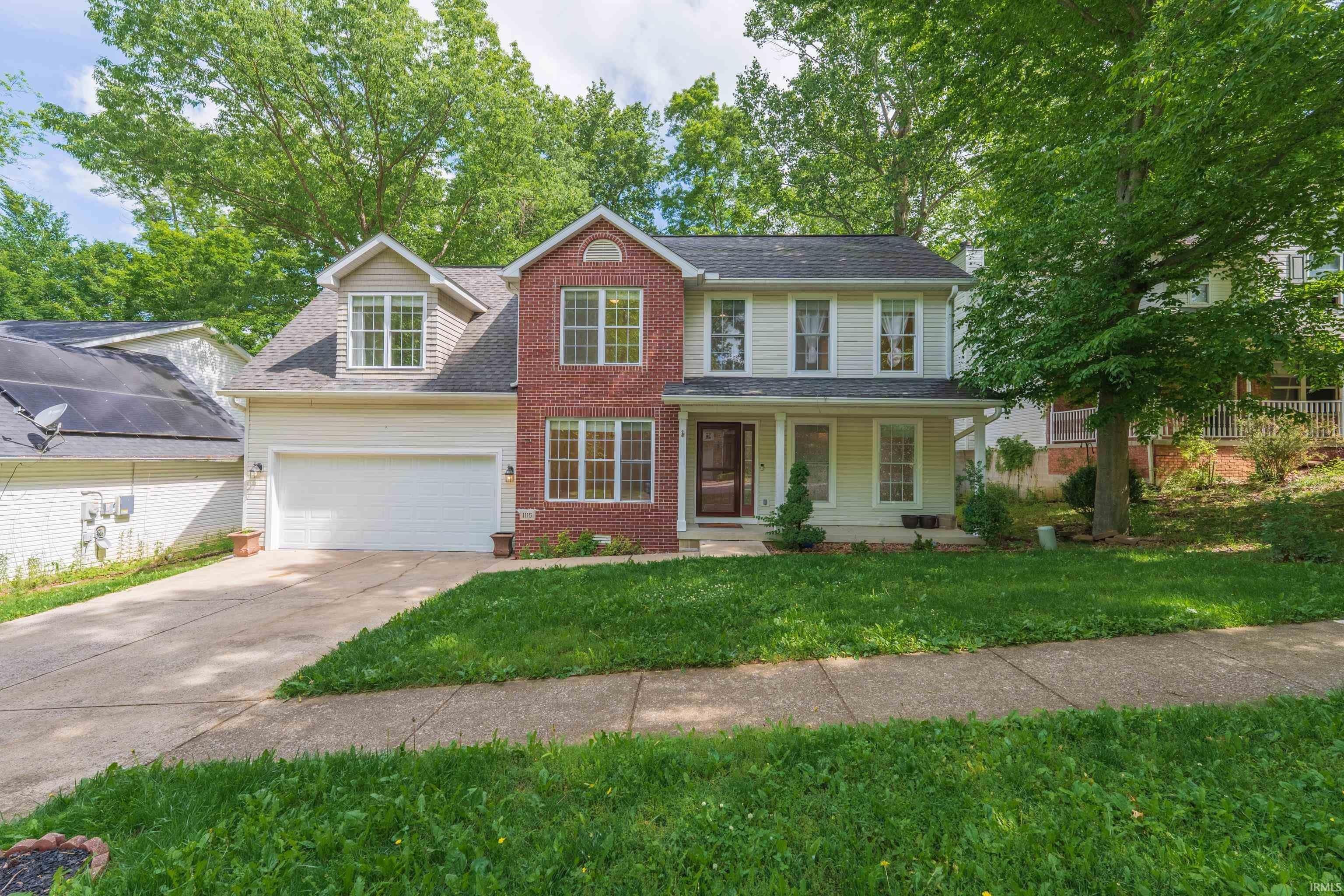 1115 E Azalea Lane – photo 1 of 32