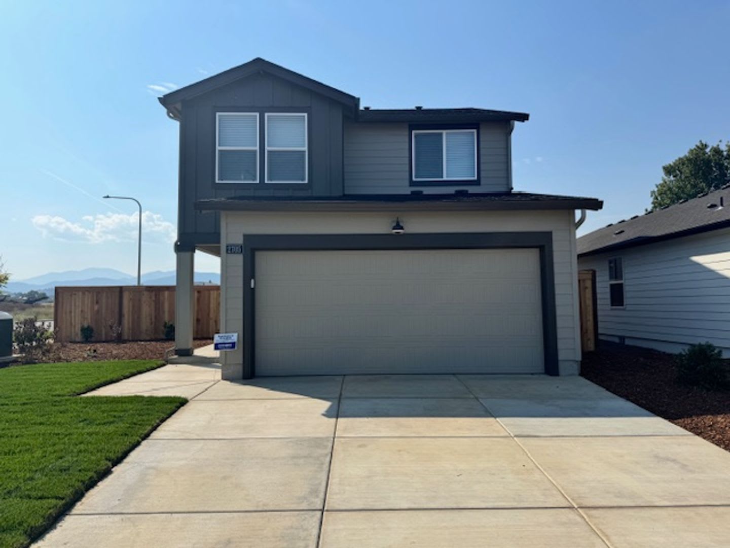 Brand New 4 Bedroom House W Upgrades – photo 1 of 233