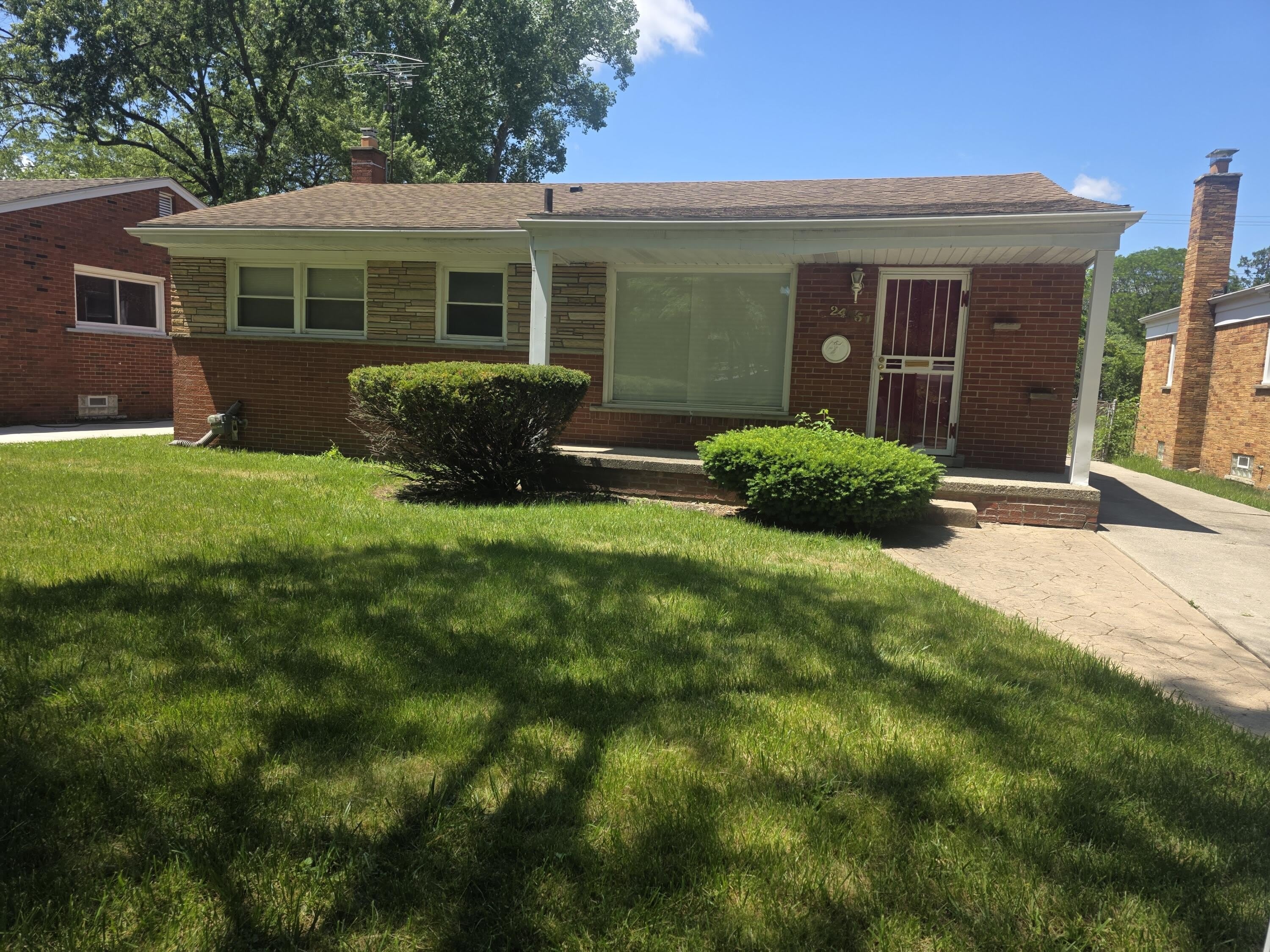 24051 Geneva Street – photo 1 of 29
